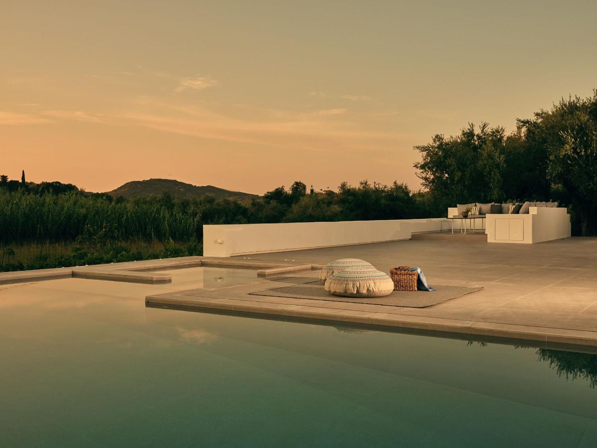 Drallos Luxury Villa Alykanas  Exterior photo