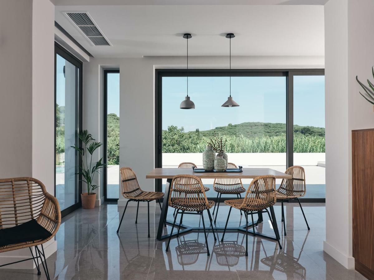 Drallos Luxury Villa Alykanas  Exterior photo